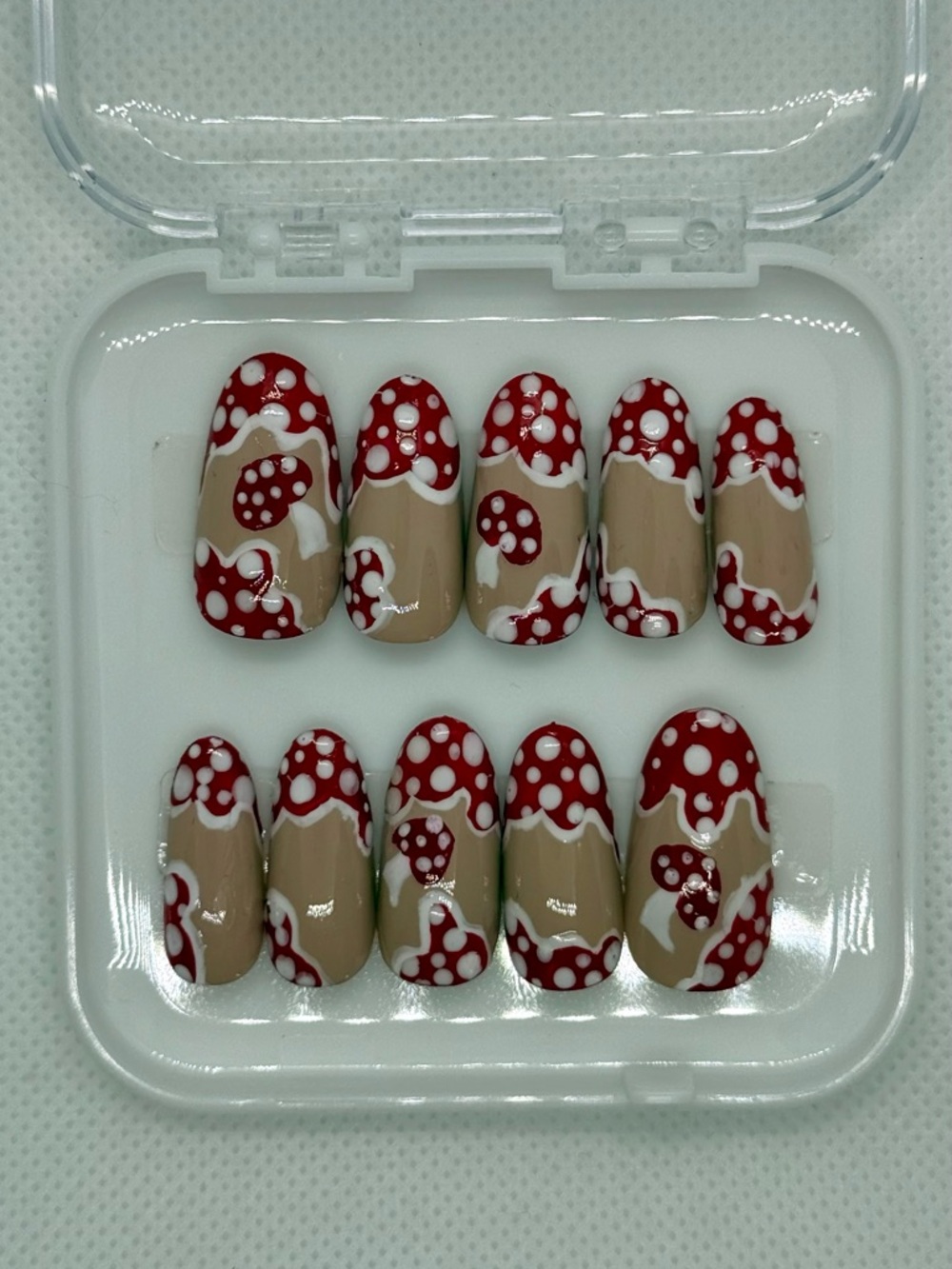 Mushroom Nails 🍄